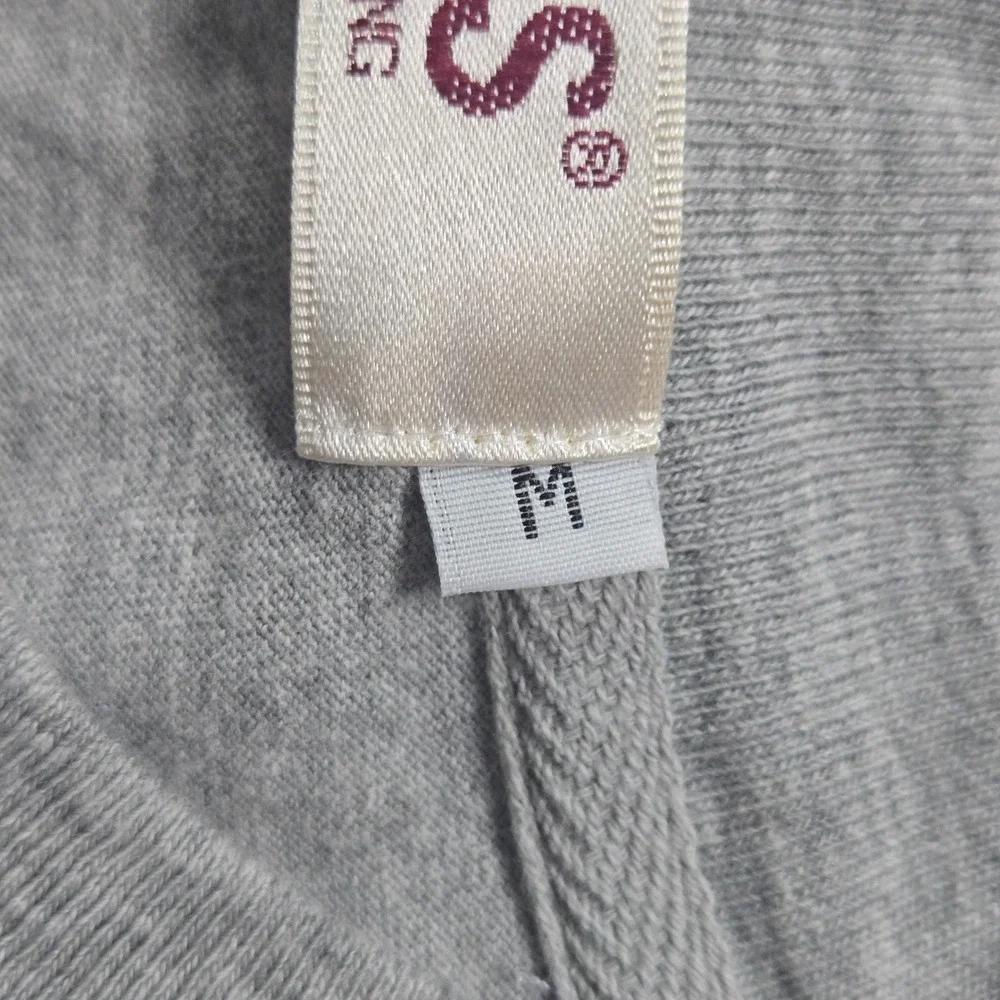 Levi's Graphic T-Shirt Mens Medium Gray Red Batwing Logo Short Sleeve Casual Tee